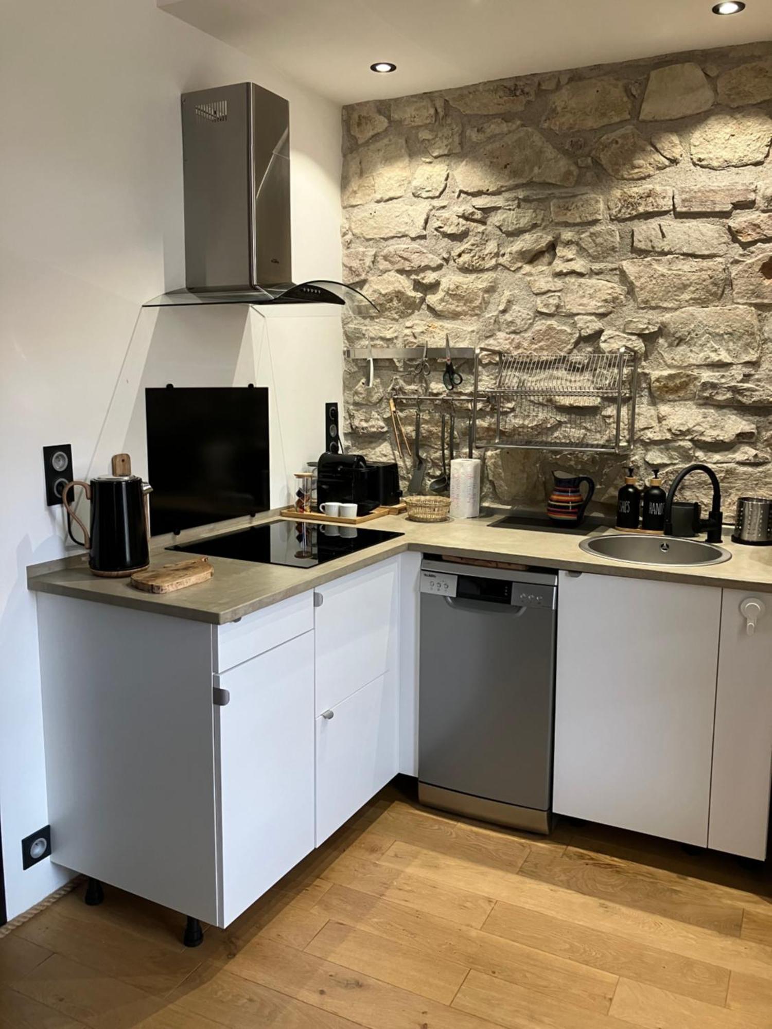 Charmant Appartement Cosy Saint-Raphaël エクステリア 写真